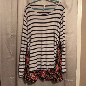 Navy, white, Black, pink Floral Long Sleeve top